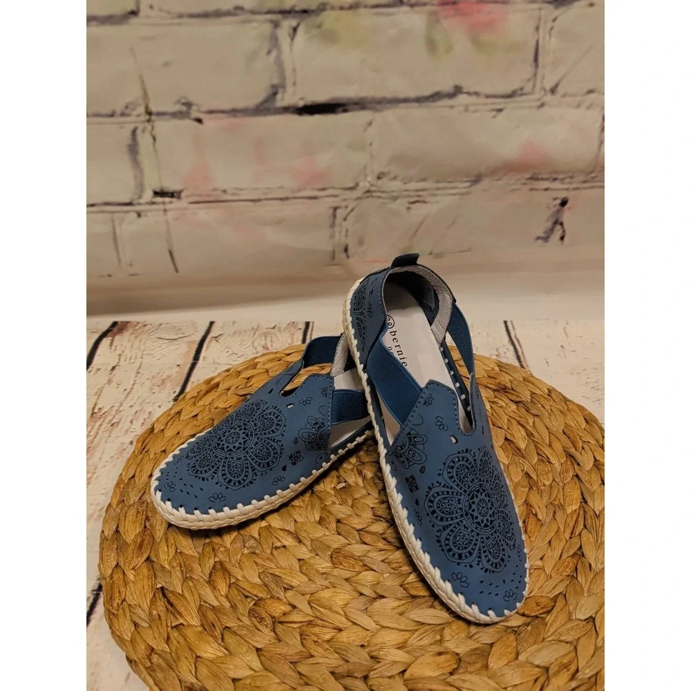 Bernie Mev Women's Blue‎ Laser Cut Flower Slip On Tulum Leather Sz 7 NIB